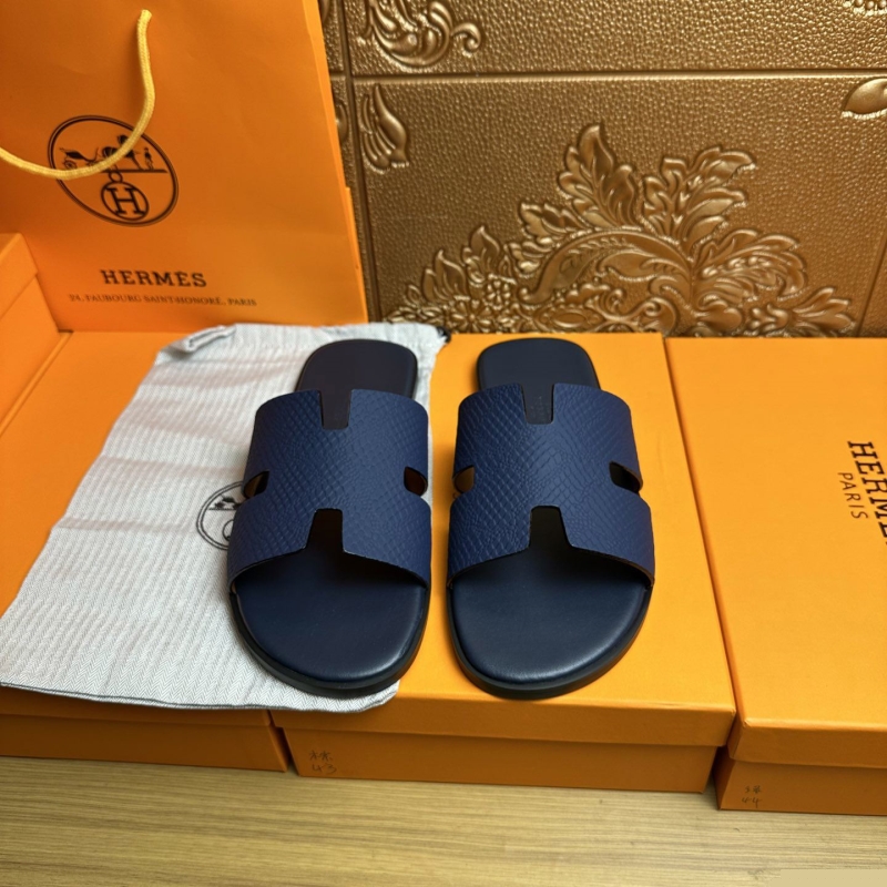 H**mes slippers